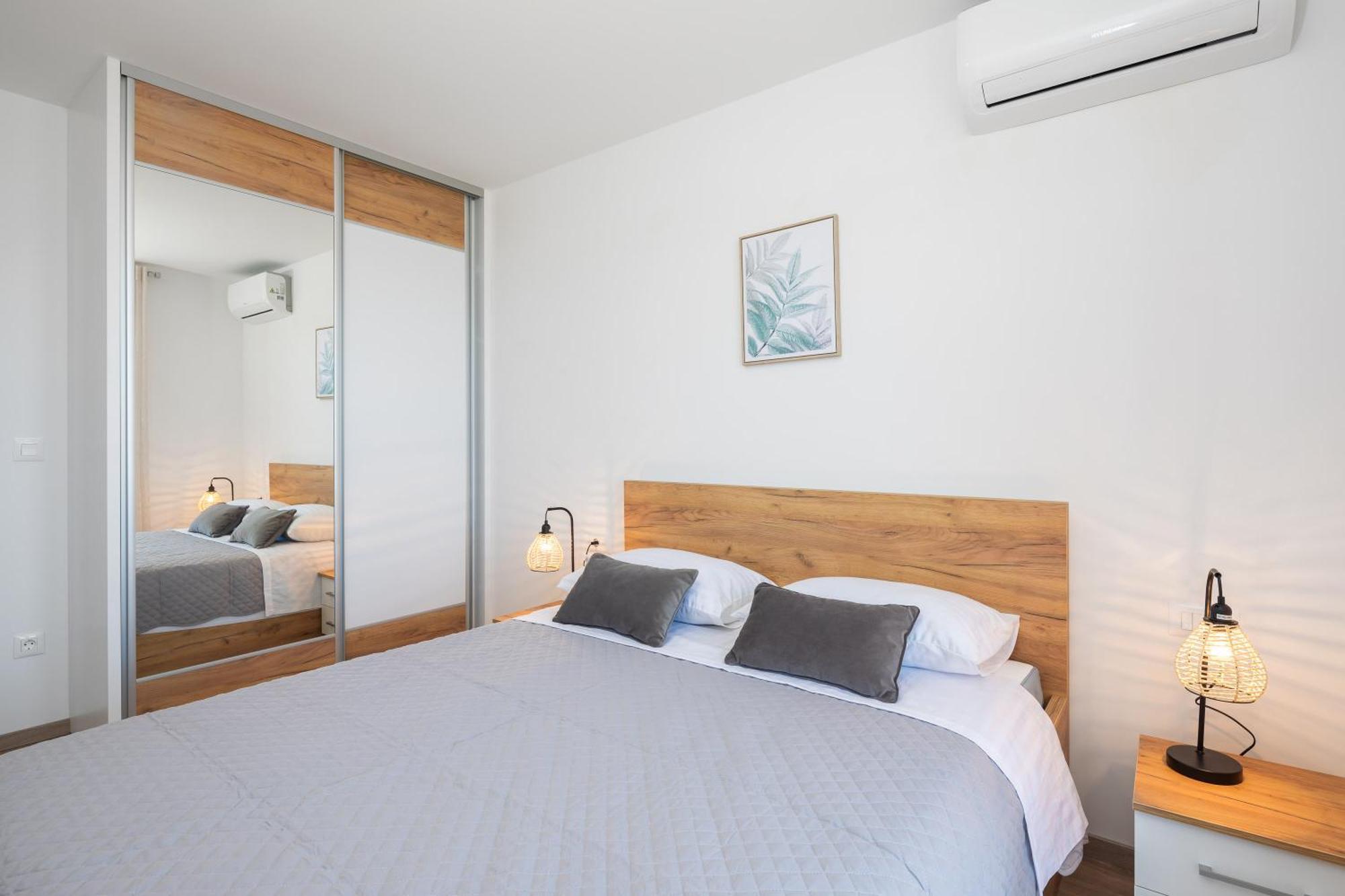 Il Mar - New With Garage Apartment Makarska