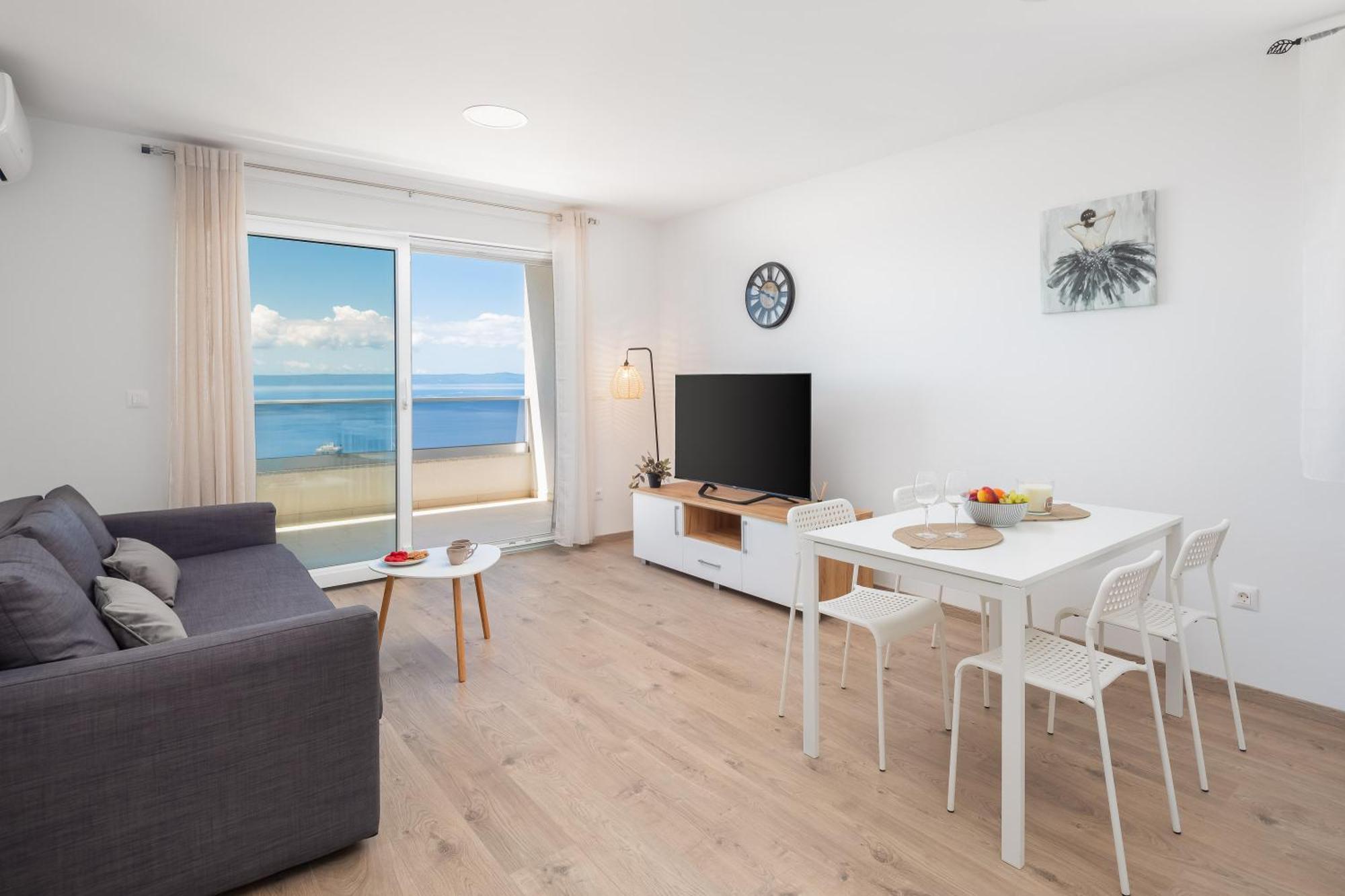 Apartment Il Mar - New With Garage Makarska